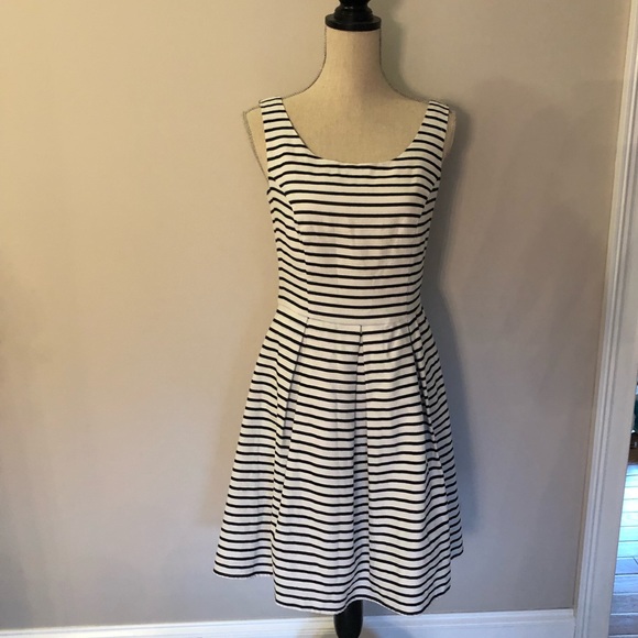 Tiana B. Dresses & Skirts - Tiana B Black Stripe Dress